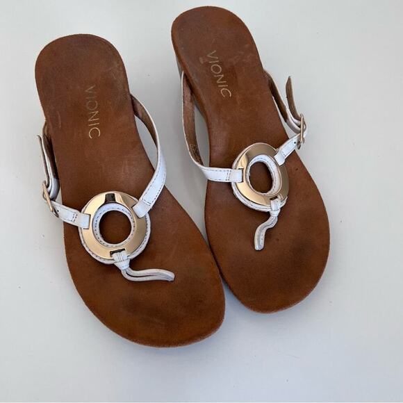 Vionic Park Orchid Toepost Wedge Sandals - Picture 1 of 10